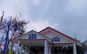 Tsering'S Homestay Oyan